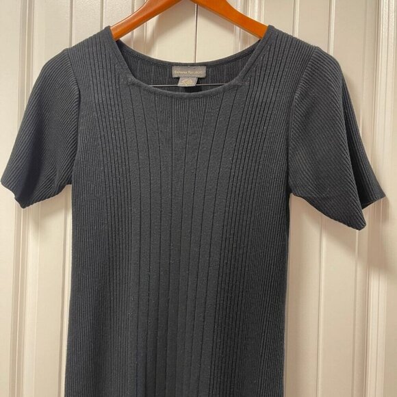 Banana Republic Ribbed Knit Dress Black – S - Picture 3 of 11